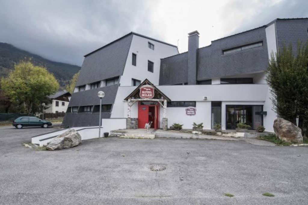 Le Repere Du Cerf T2 Residence Royal Milan St Lary Soulan Saint-Lary-Soulan Bagian luar foto